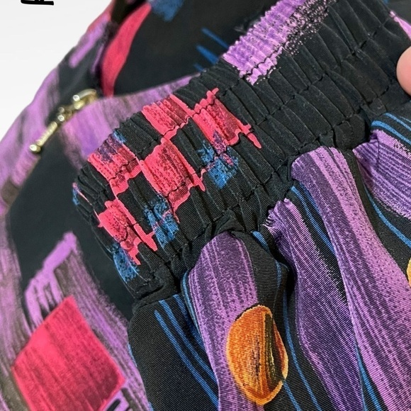 Kensington SQUARE Full Zip jacket
VINTAGE 90’s - Picture 4 of 9